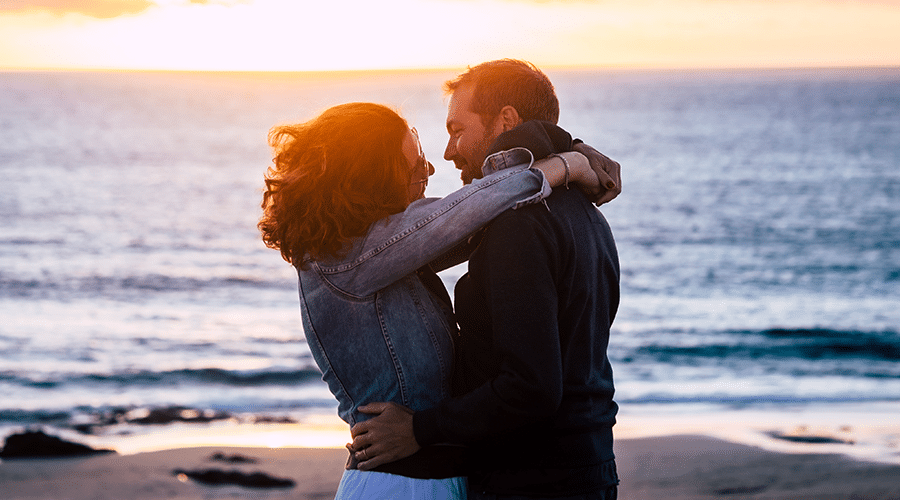 Are you over 40? Here are Simple Tips to Help you Find Love Online 1 Dream Singles over 40 dating main