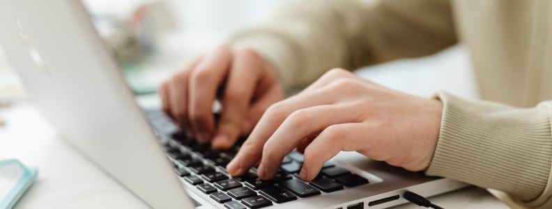 How to tell if a dating profile is real 3 How to tell if a dating profile is real
